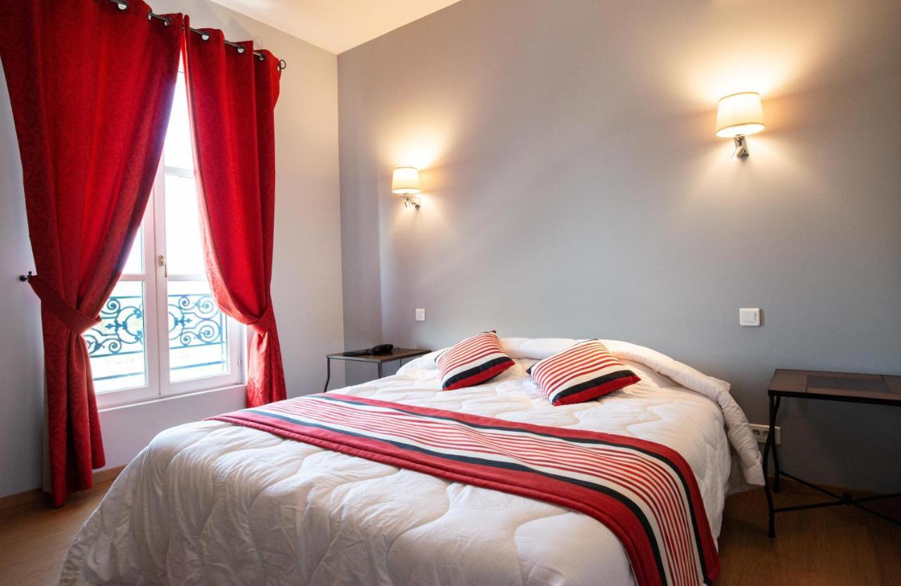 Logis Hotel De La Tour ليبورن المظهر الخارجي الصورة