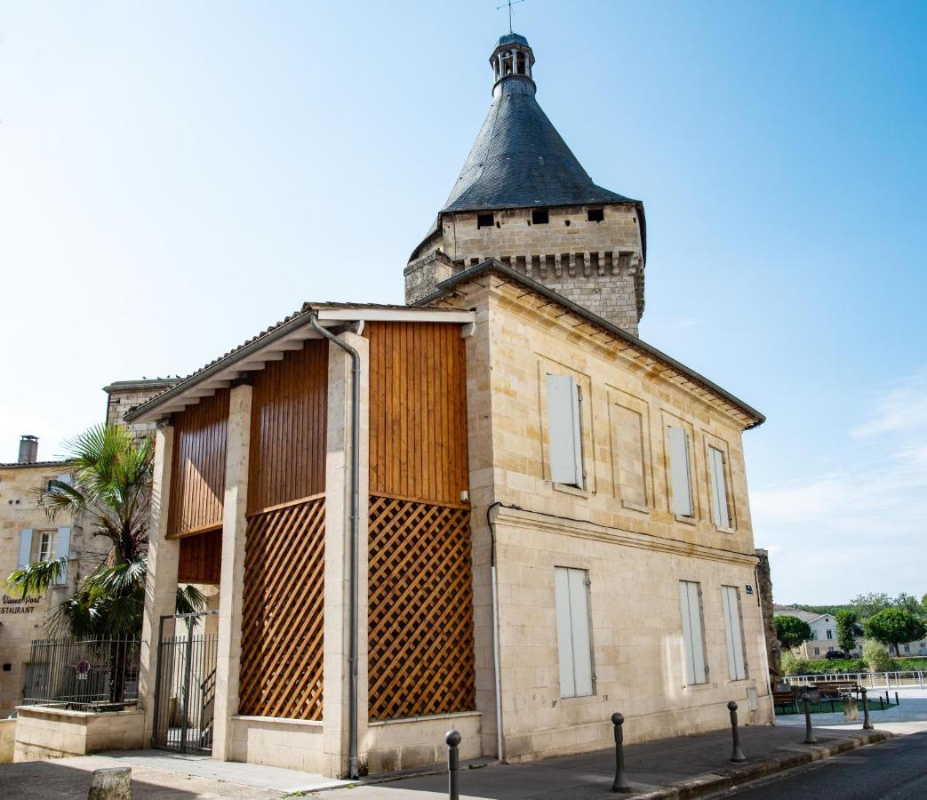 Logis Hotel De La Tour ليبورن المظهر الخارجي الصورة