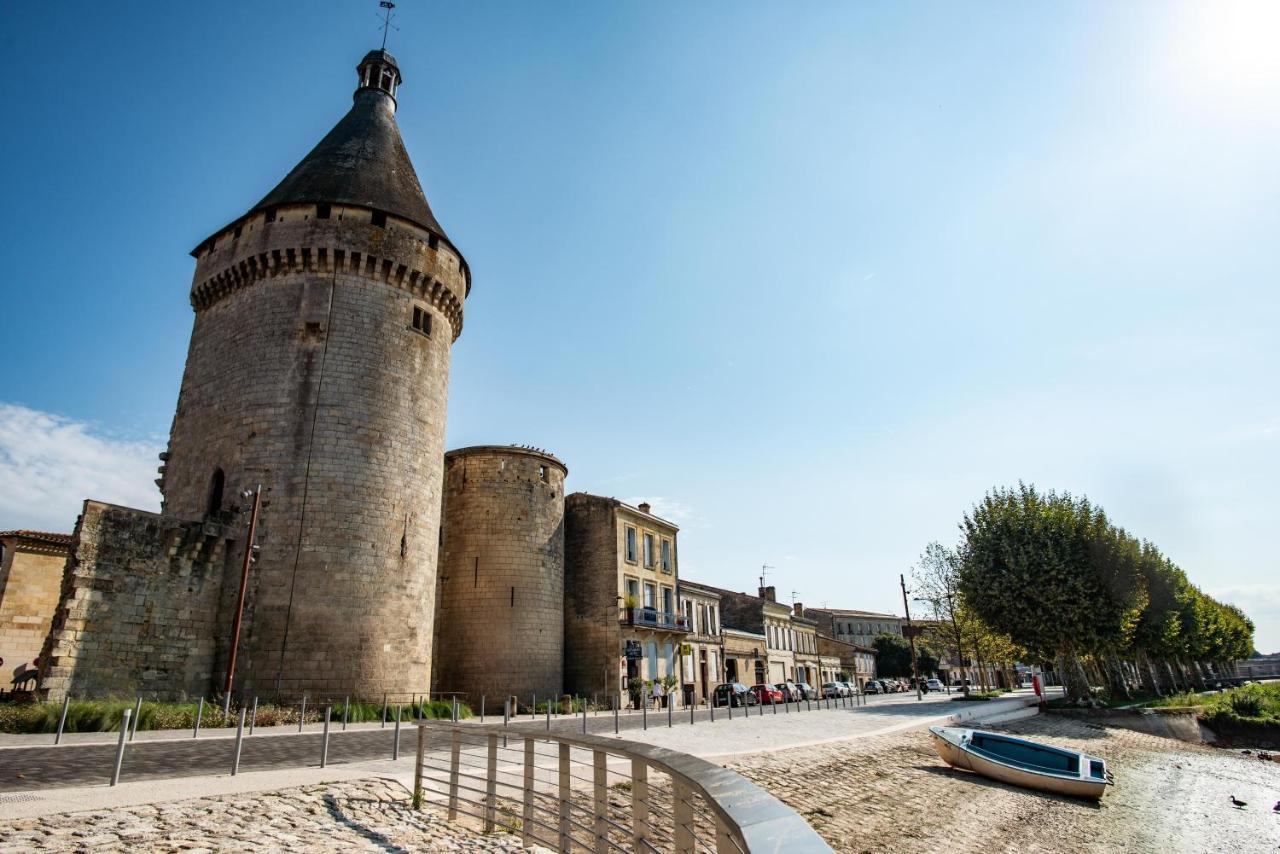 Logis Hotel De La Tour ليبورن المظهر الخارجي الصورة